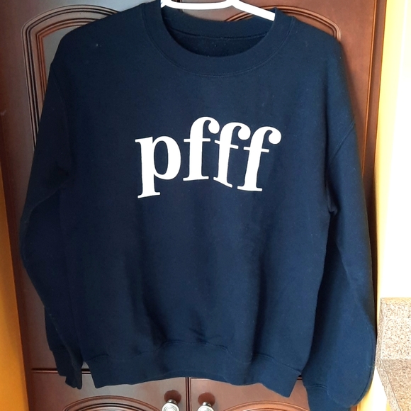 🔥🔥🔥SALE🔥🔥🔥La Montréalaise Atelier Pfff Black Sweater - Picture 1 of 3